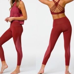 ONZIE Leggings Rust Mesh Inset panels athletic athleisureire workout gym‎ M/L